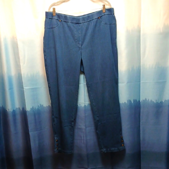 Ruby Rd. Blue Ankle Cropped Jeans - Picture 1 of 6